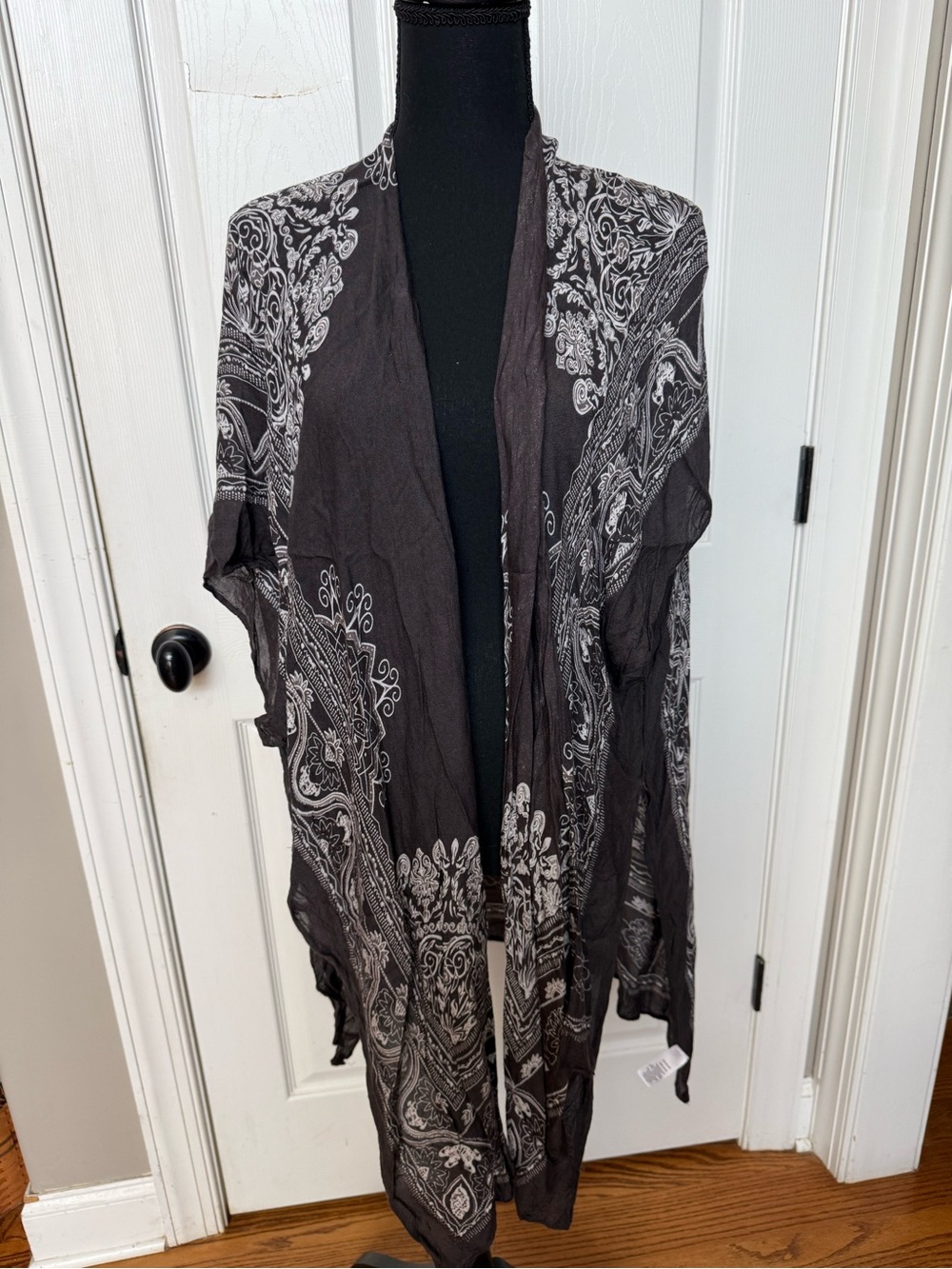 Black Floral-Print Open Drape Women's Kimono Cape